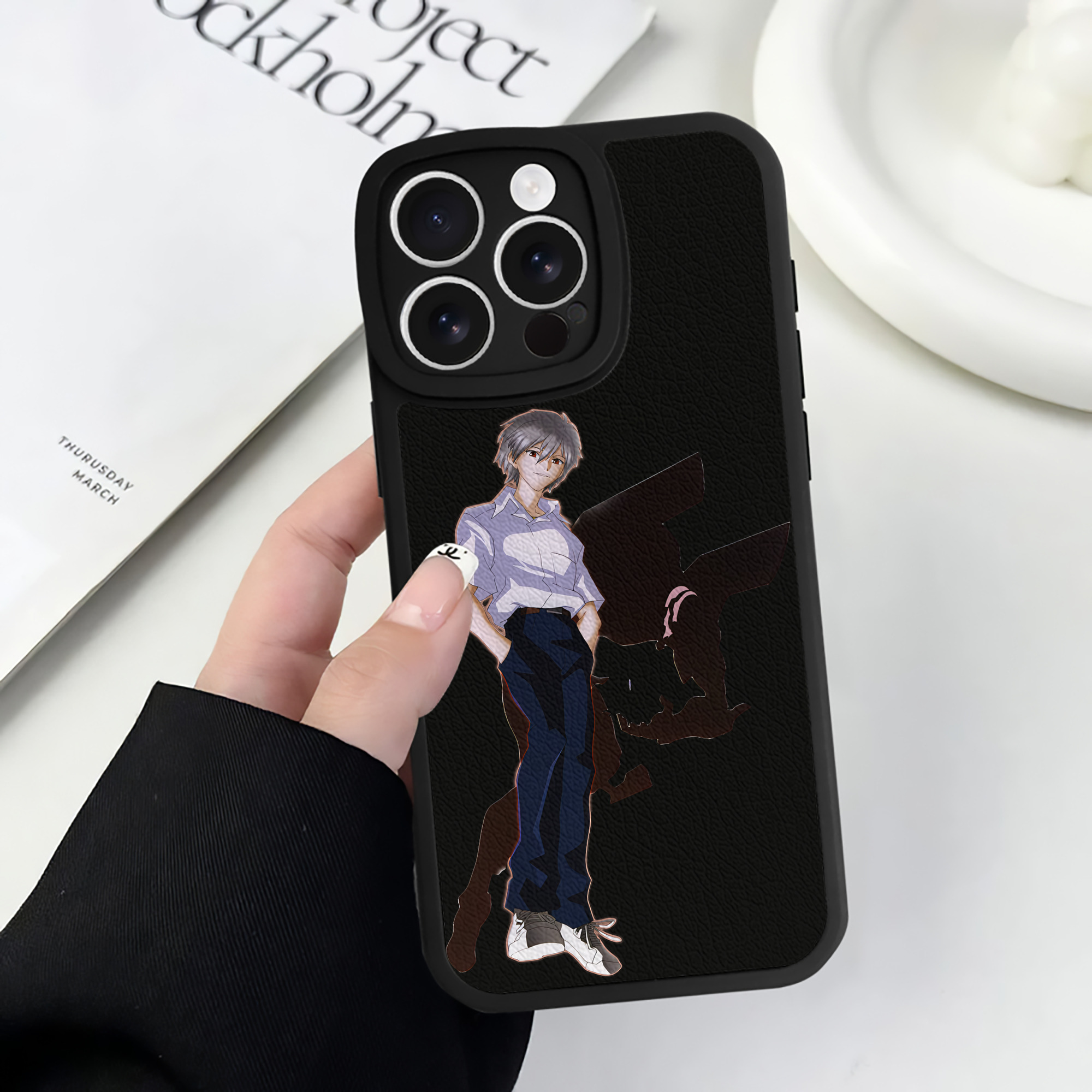 （画像用） EVA 新世紀エヴァンゲリオン 【iPhone 16シリーズ対応】シリコンスマホケース（レザー調） 材質：シリコン